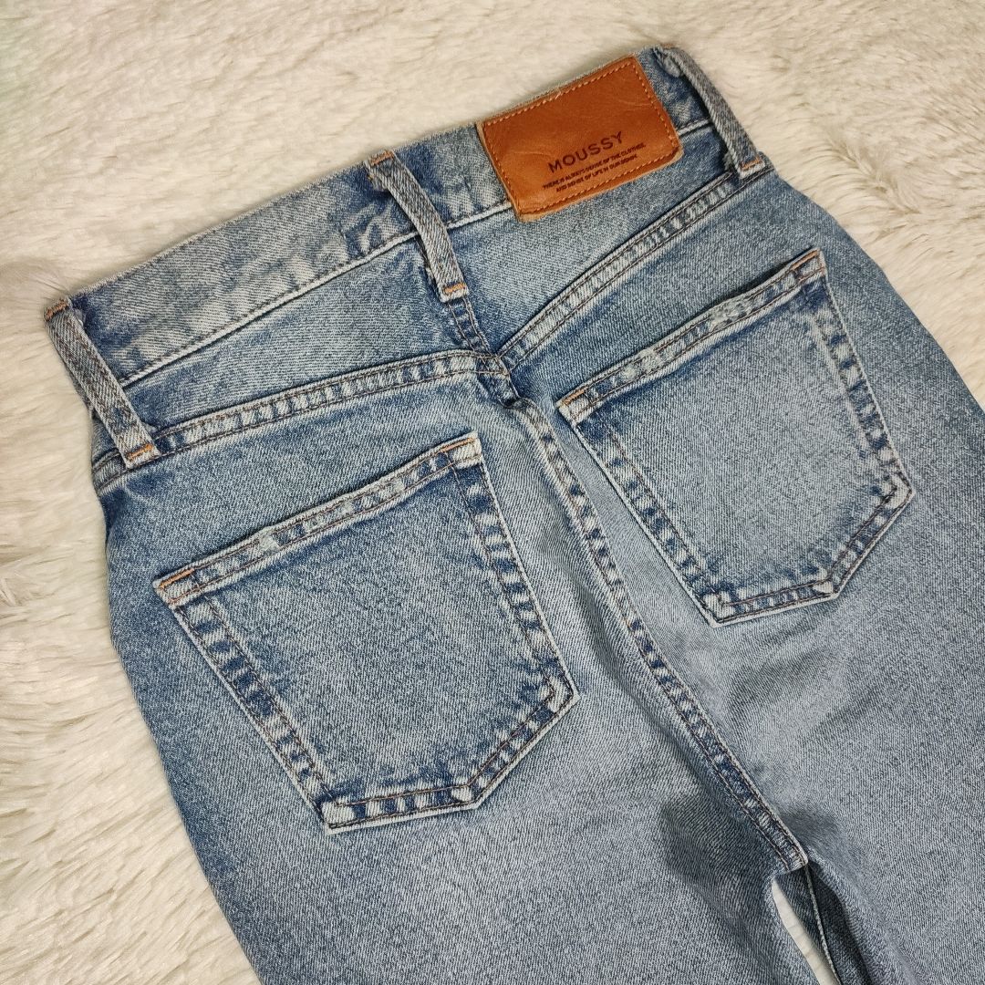 MOUSSY size 23 MVS フレアデニム ライトブルー マウジー