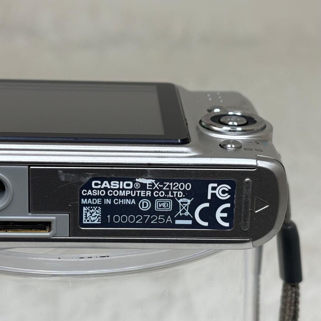 CASIO カメラ　エクシリム　EX-Z1200 シルバー　コンデジ　動作品