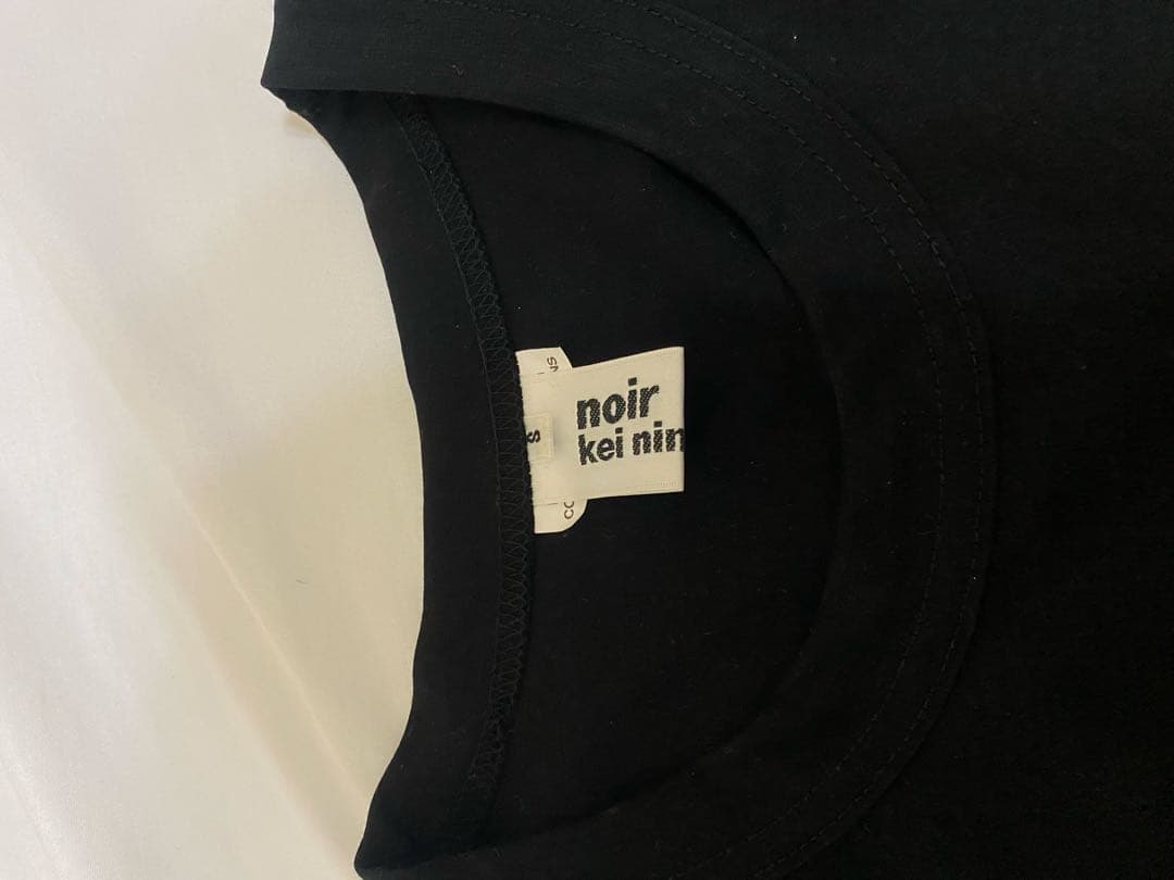 COMME des GARÇONS noir kei ninomiya Tシャツ