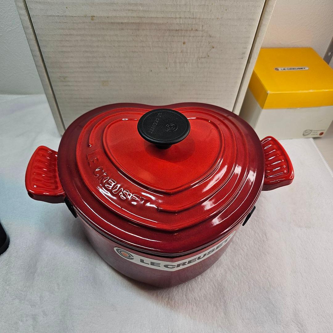 LE CREUSET ル・クルーゼ ココット・ダムール チェリーレッド 18cm