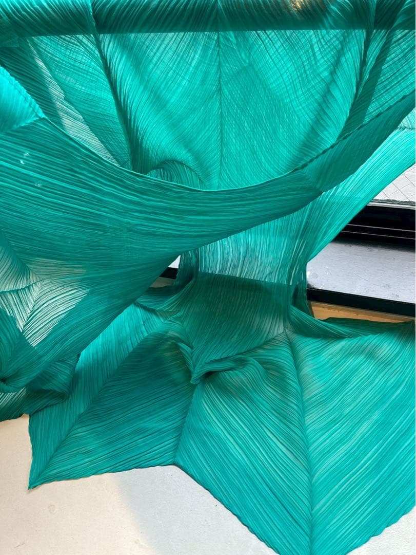 【美品】ISSEY MIYAKE イッセイミヤケ ターコイズ ストール