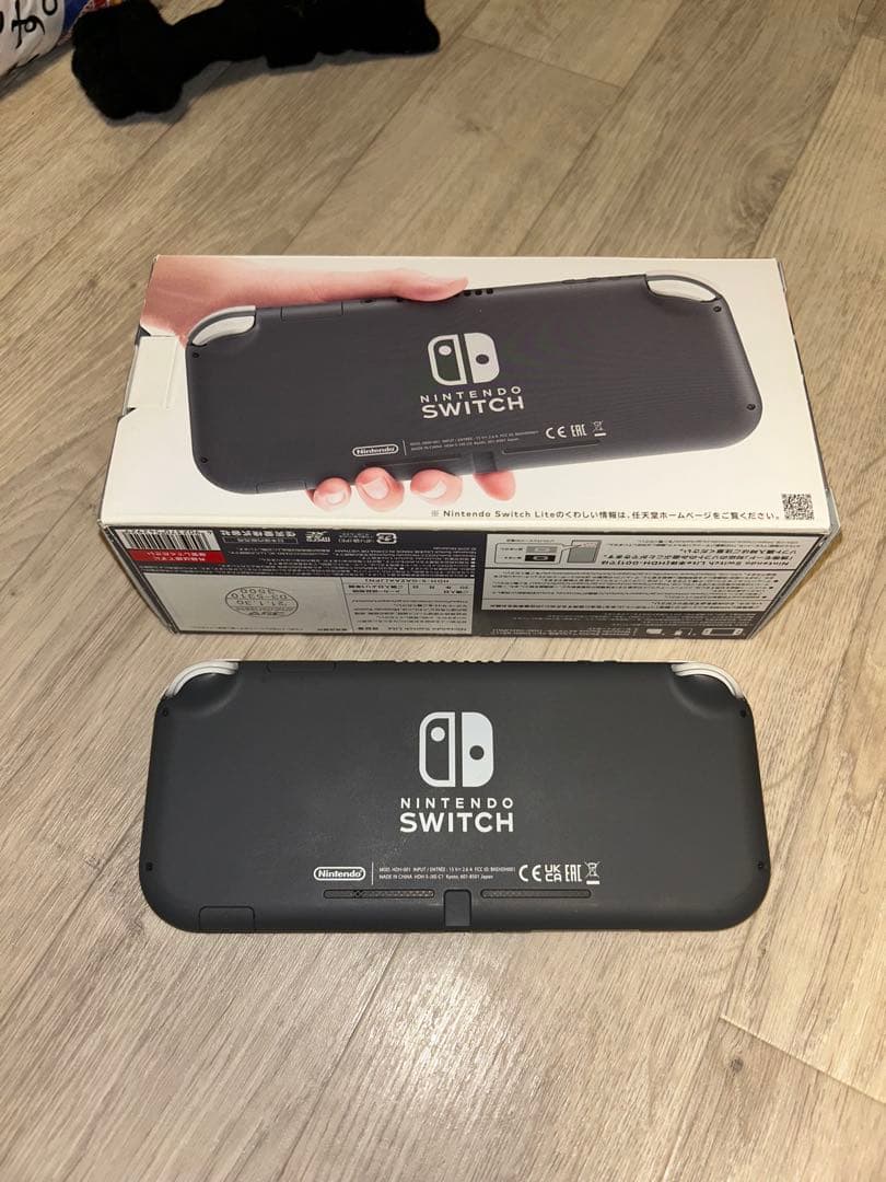 Nintendo Switch Lite グレー 本体　マインクラフトソフト付き