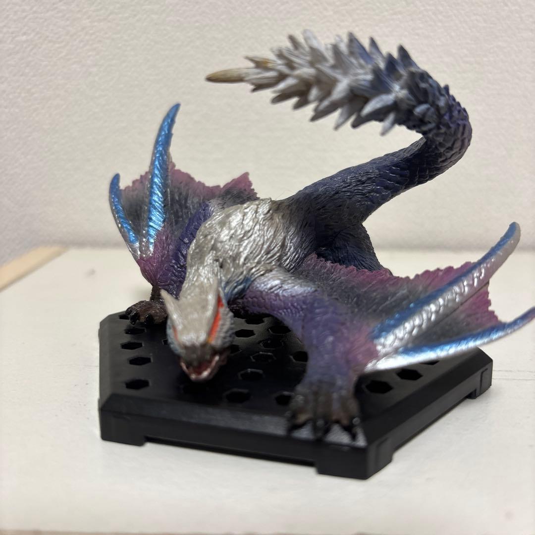 モンスターハンター 4体　フィギュア