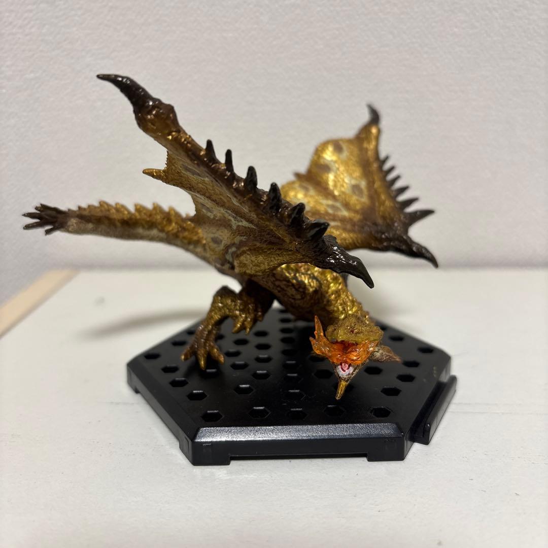 モンスターハンター 4体　フィギュア