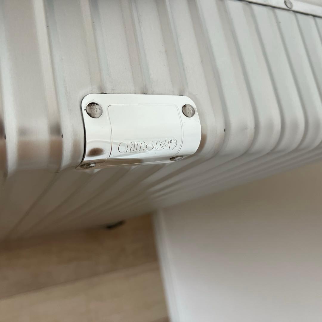 リモワ CLASSIC FLIGHT CHECK IN 84 L 4輪