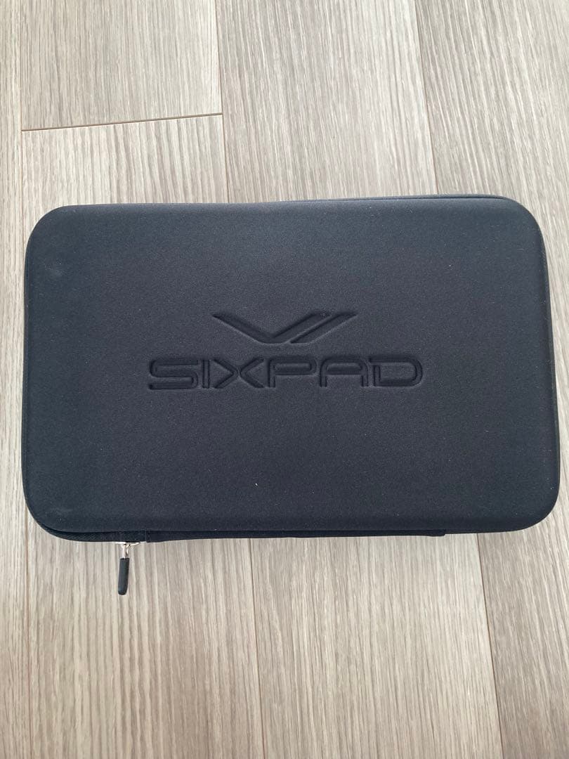 大幅値下げ　SIXPAD Power Suit ブラック　コントローラーつき　M