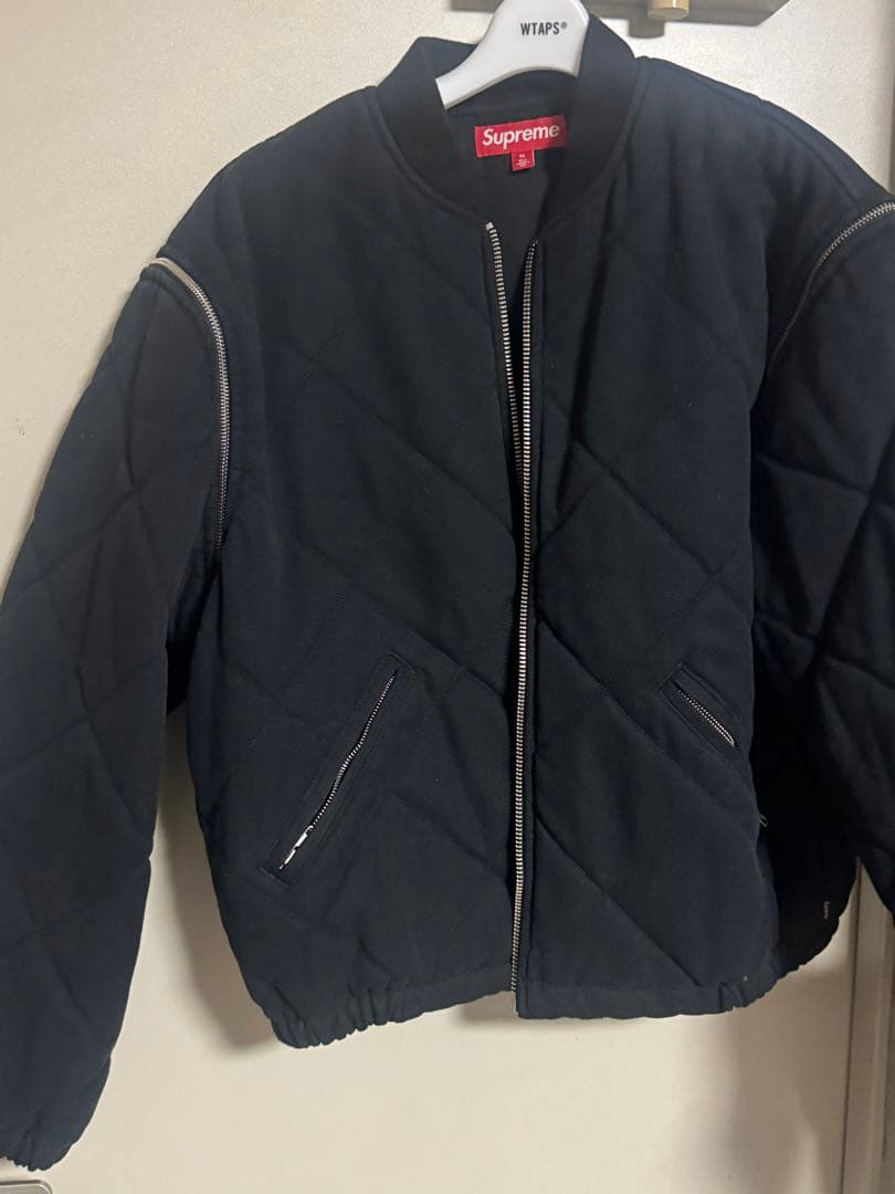 ジャケット・アウター Supreme Zip-Off Sleeve Quilted Bomber