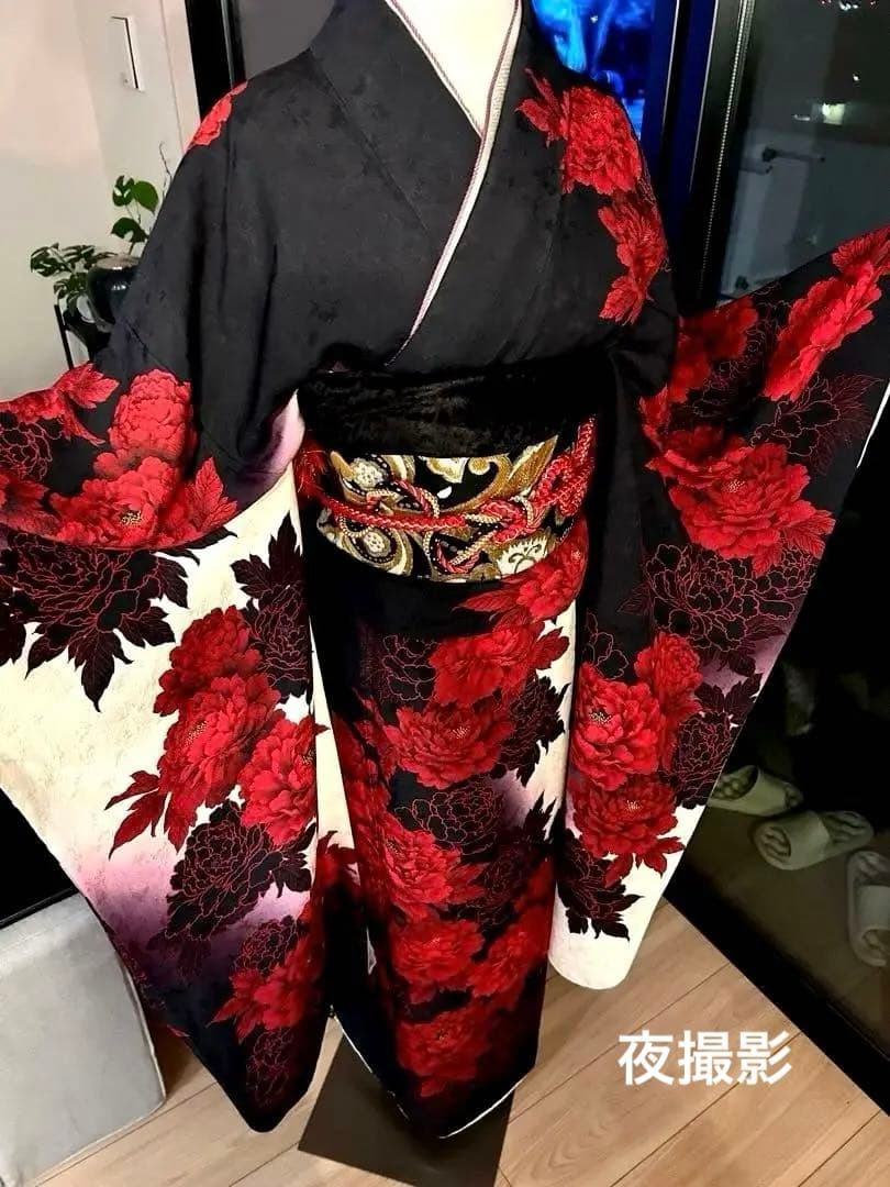 振袖セット　豪華な紅牡丹　　着丈155 小柄さん向き