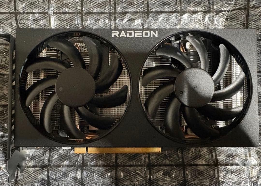 グラフィックボード・グラボ・ビデオカード AMD Radeon RX 7600 8GB Blade & Soul NEO