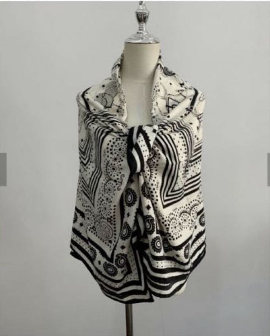 LiLiRena 大判スカーフCashmere Horse scarf ストール