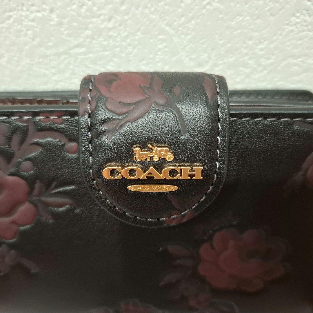 カ*ヤ様 【新品 未使用品】COACH 二つ折り財布 黒 バラ柄 CCR20