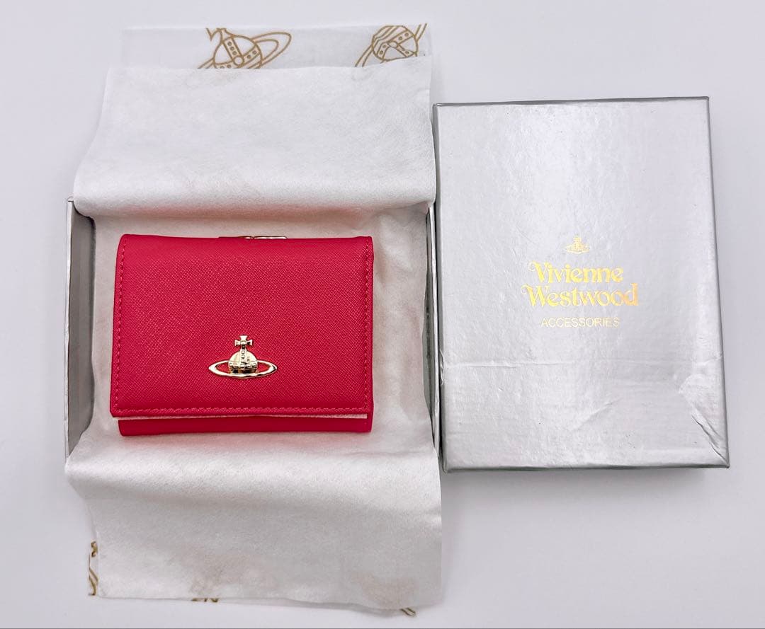 【新品✦希少】Vivienne Westwood 三つ折り財布 ピンク 可愛い