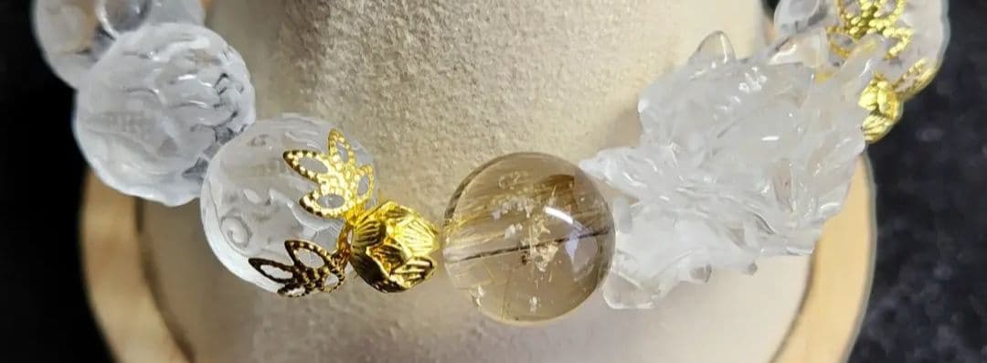 【一点物】龍頭・ガーデンルチル・龍彫り水晶デザインブレスレット(ハンドメイド)