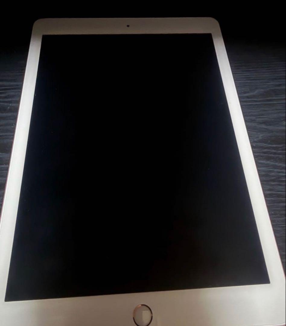 Apple iPad 第6世代 32GB