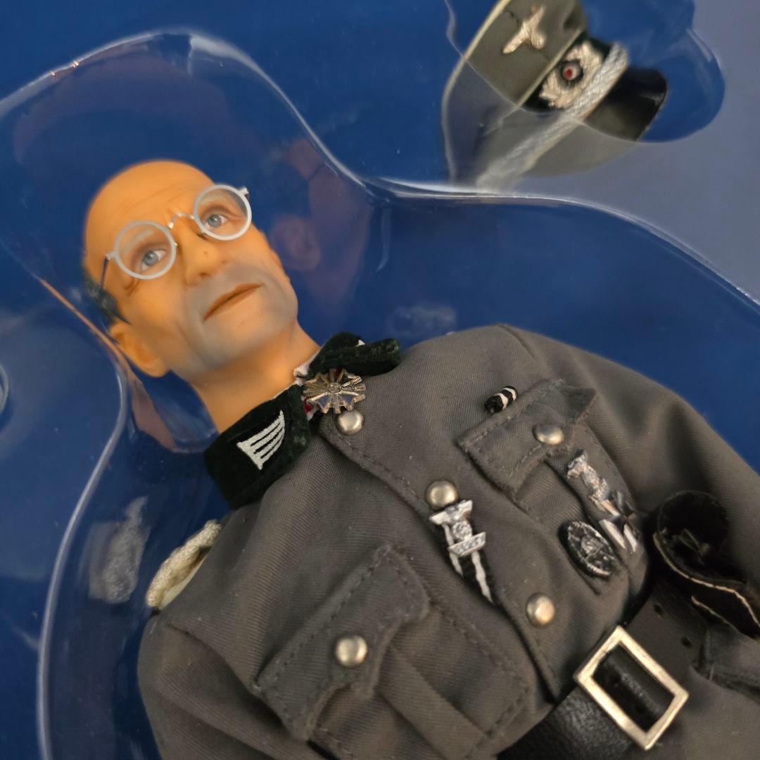 HOT TOYS ドイツ軍将校 Wehrmacht フィギュア 未使用