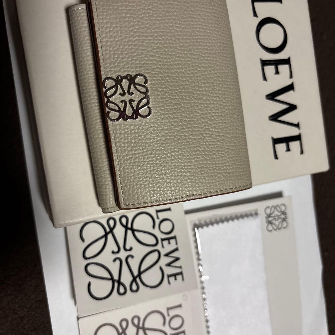 LOEWE 三つ折財布 最終値下げ