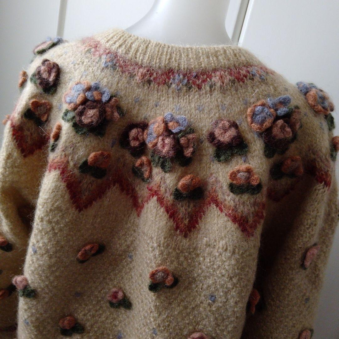 RT-64399　　★未使用★HANDKNIT★カーディガン★刺繍★立体★