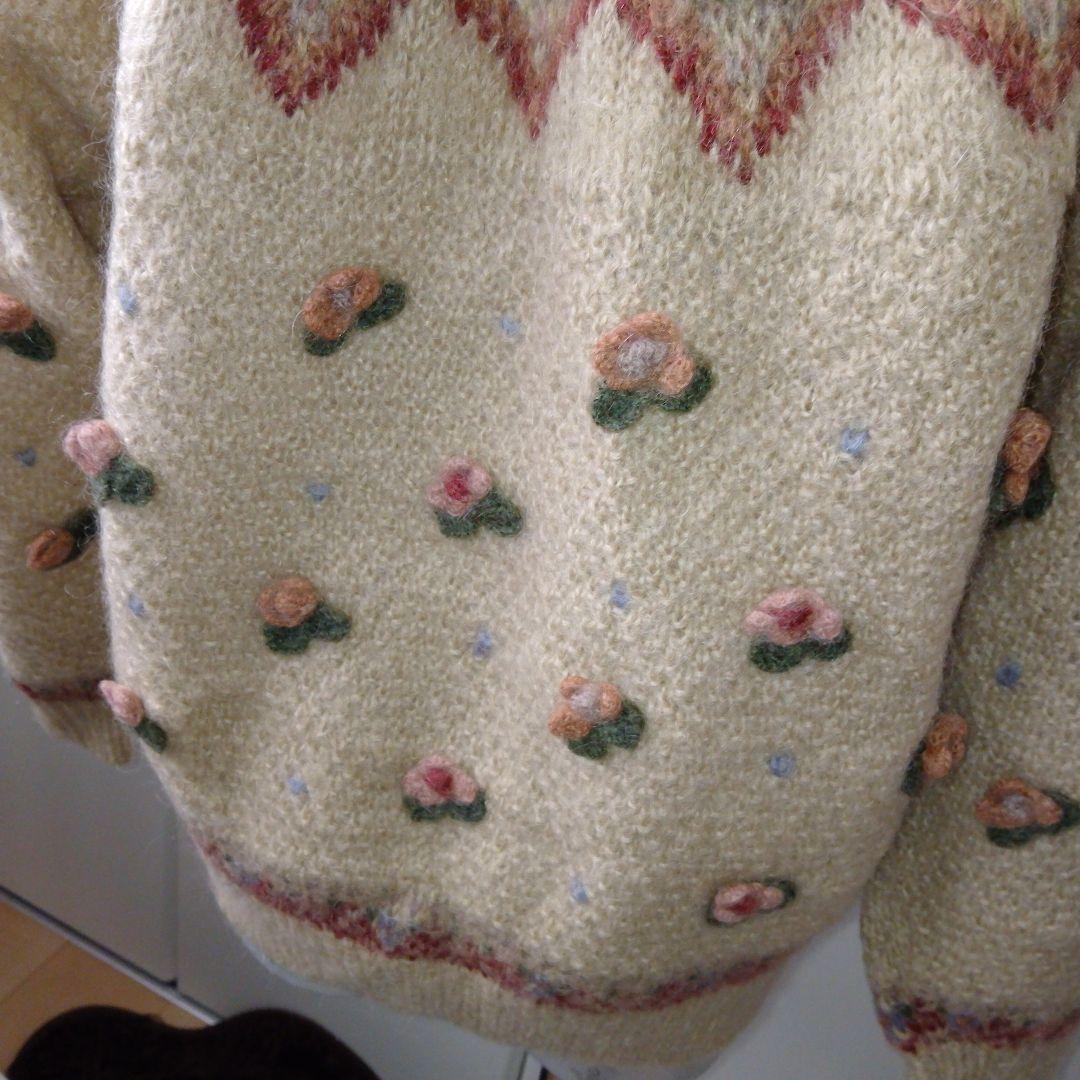 RT-64399　　★未使用★HANDKNIT★カーディガン★刺繍★立体★