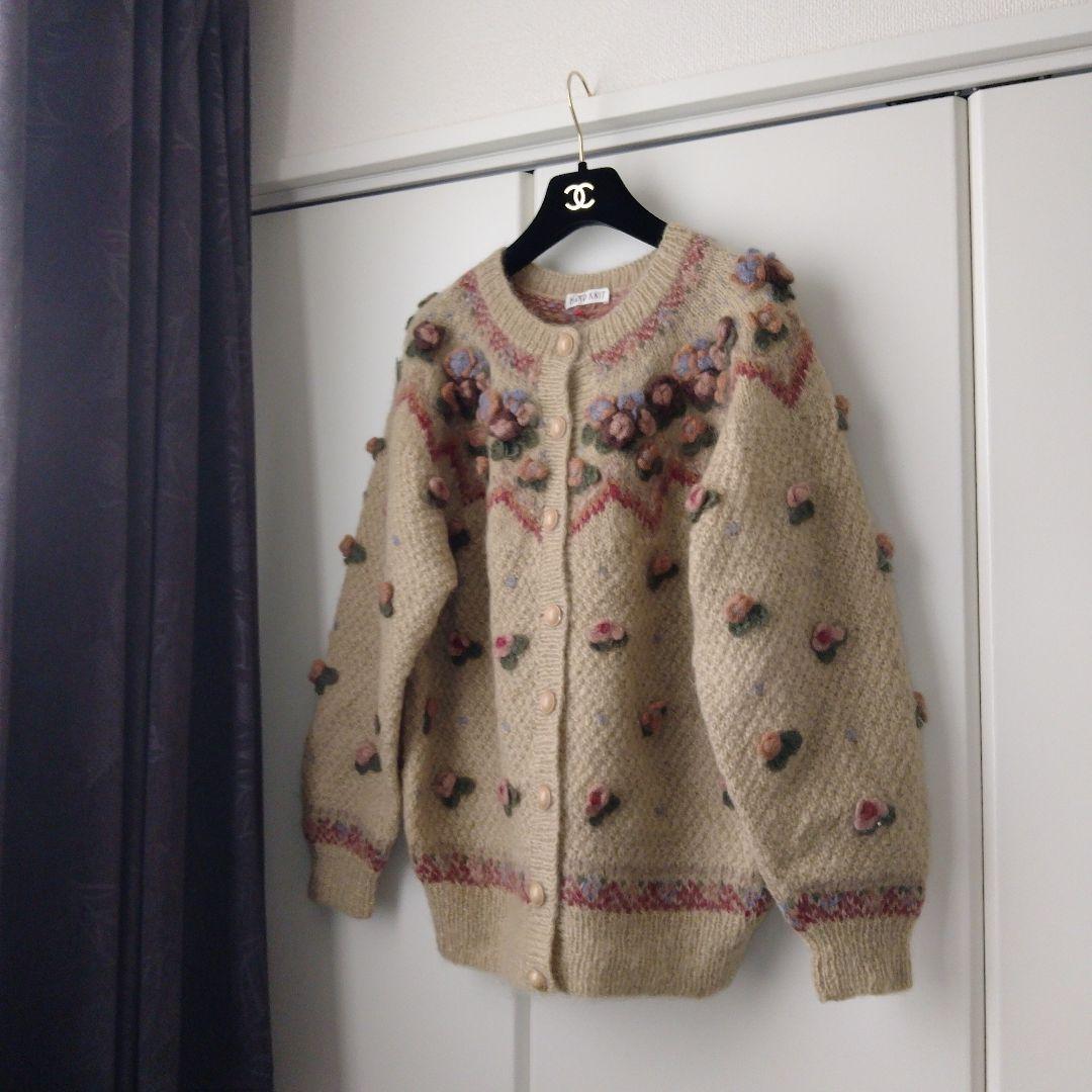 RT-64399　　★未使用★HANDKNIT★カーディガン★刺繍★立体★