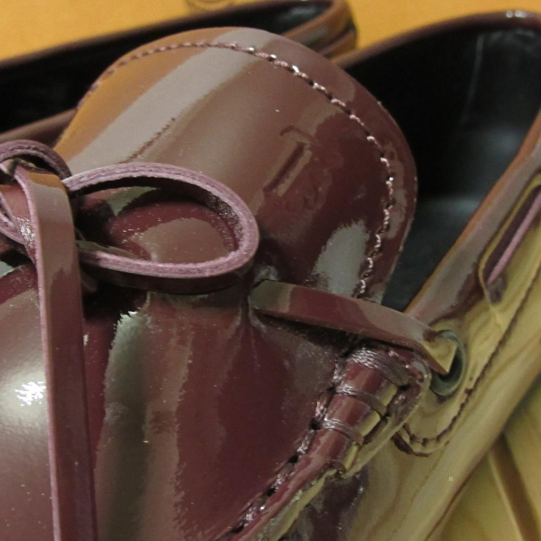 新品 TOD'S ゴンミーニ ドライビングシューズ パテント ボルドー UK6