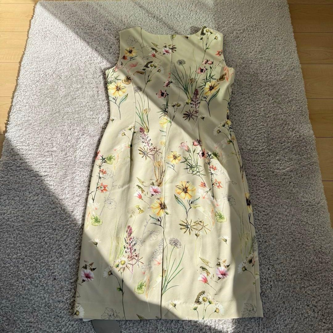 DAMA collection ダーマコレクション　花柄ノースリーブワンピース