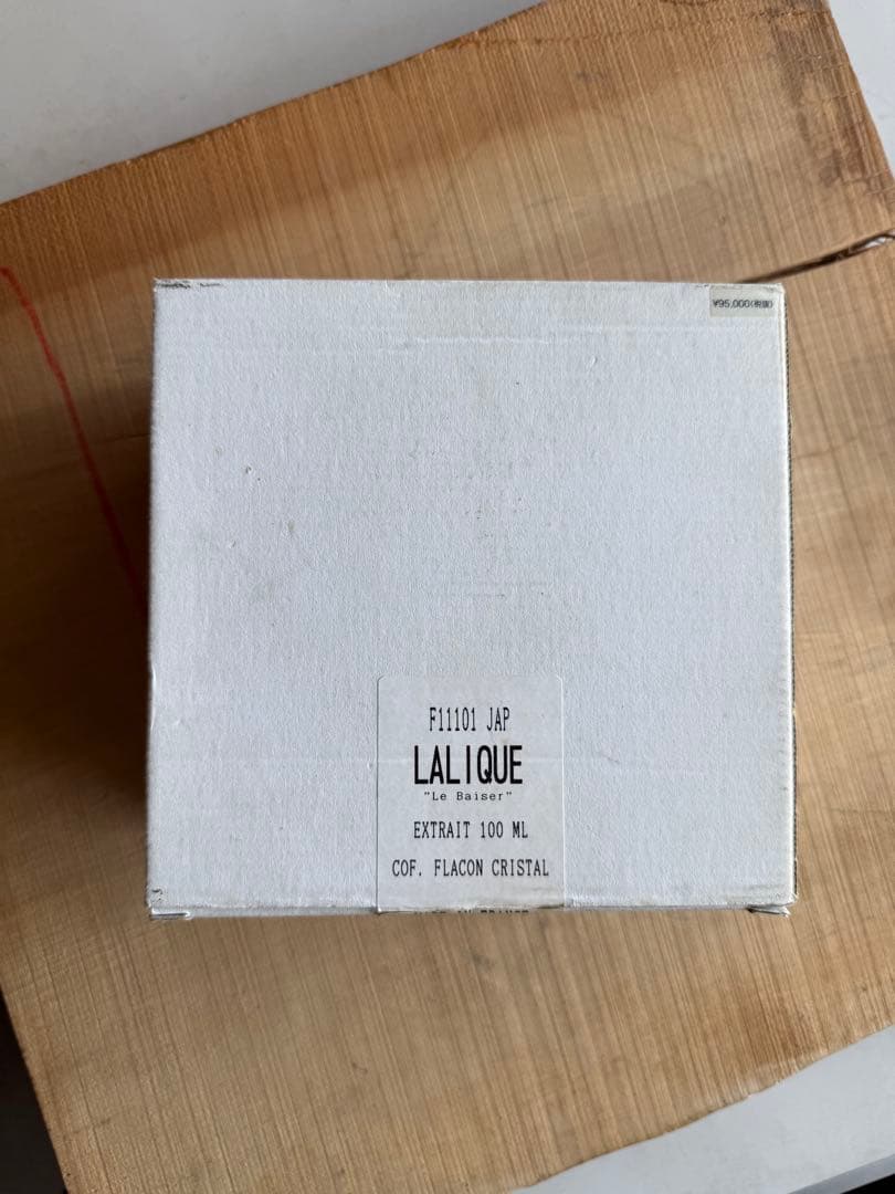 tracy_li  ルネ・ラリック LALIQUE 香水瓶　テンダー・キス