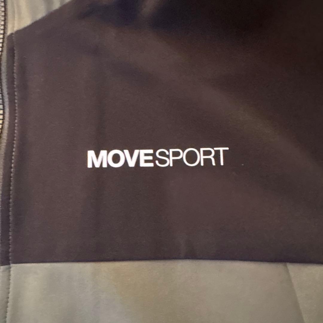 MOVE SPORT フード付きウィンドブレーカー