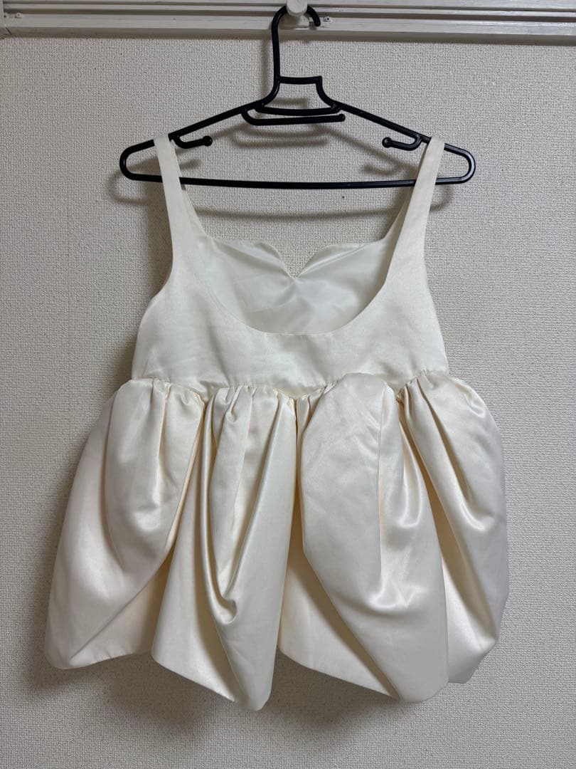 美品 bibiy. BIANCA TOPS ホワイト