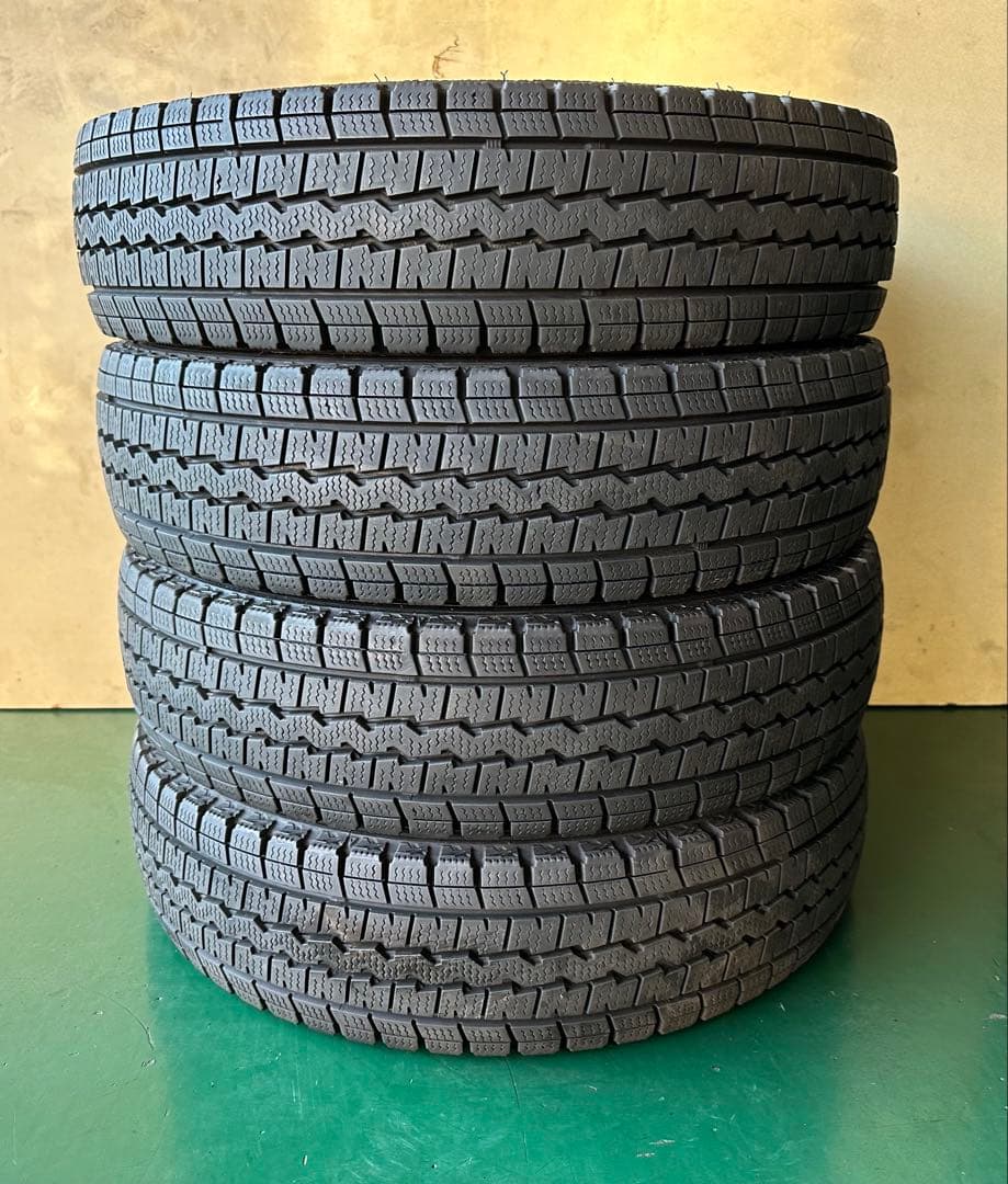 ダンロップ　WINTER MAXX SV01 145/80R12 ４本セット