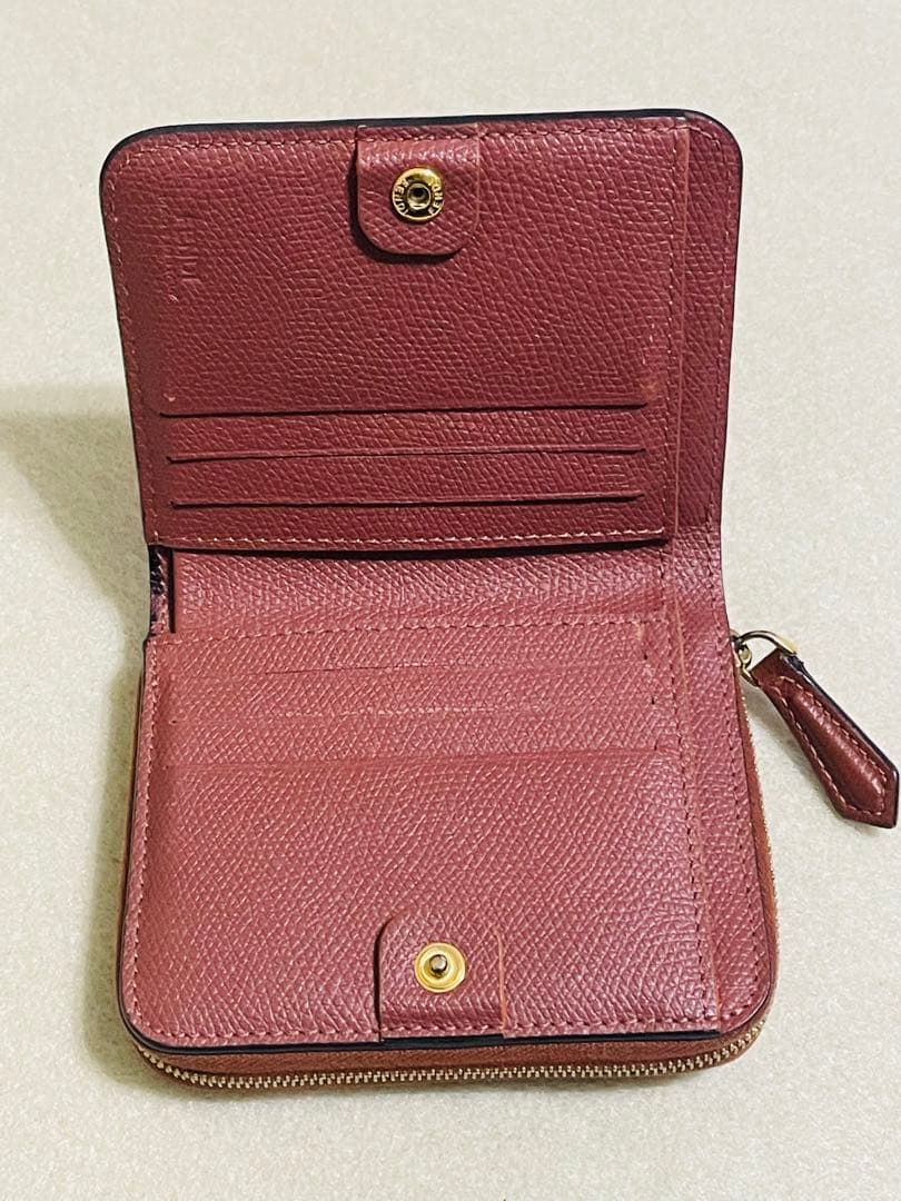 FENDI 財布　フェンディ　国内正規品