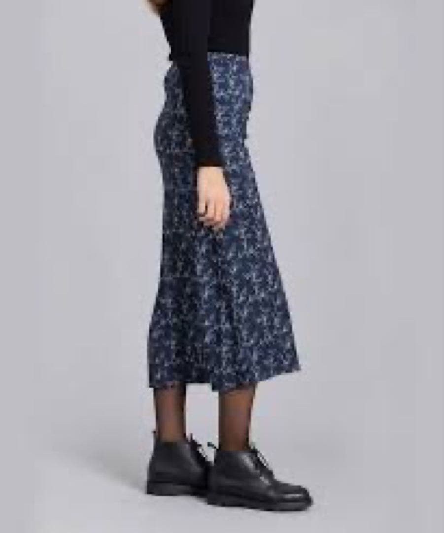 agnes.b アニエスベー　ネイビー　花柄　ロングスカート 定価4万3千円