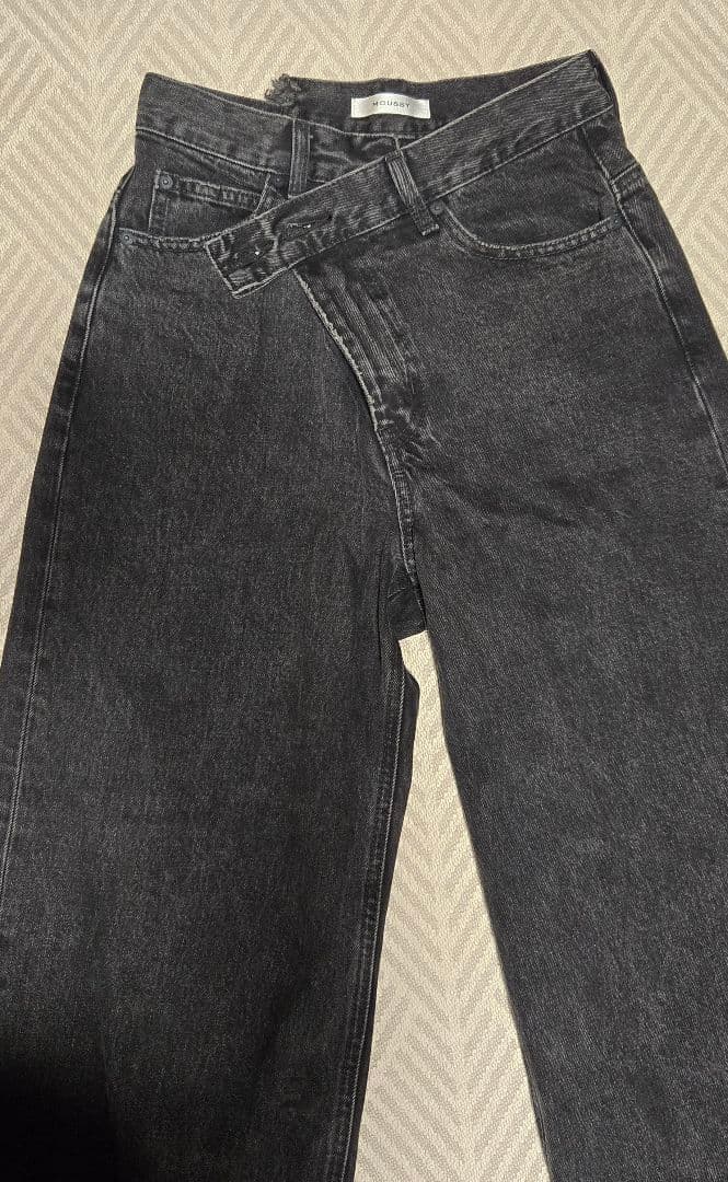 てんてん MOUSSY CROSS WAIST WIDE STRAIGHT