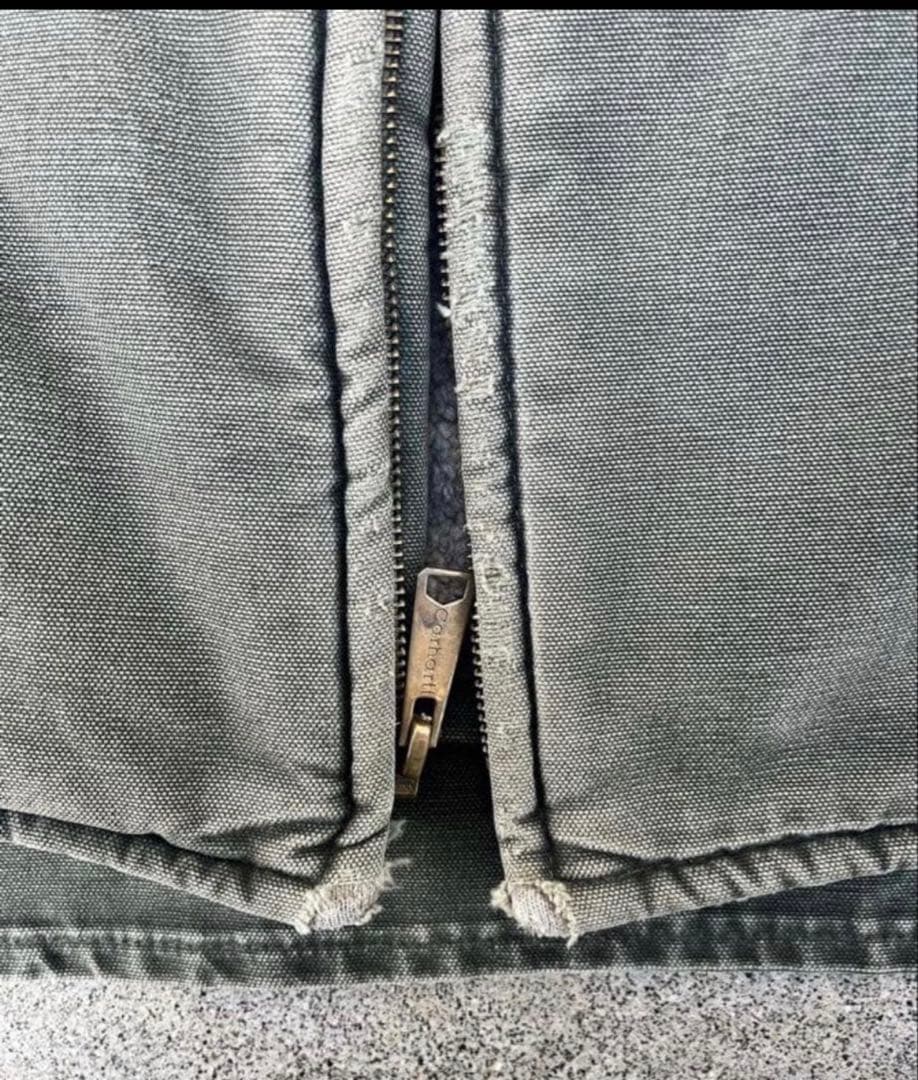 Carhartt ベスト V33 MOS グリーン