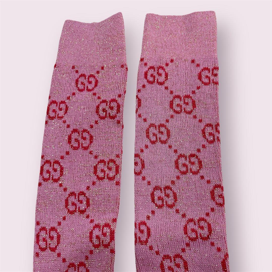 GUCCI GGロゴ ピンク ラメ ソックス