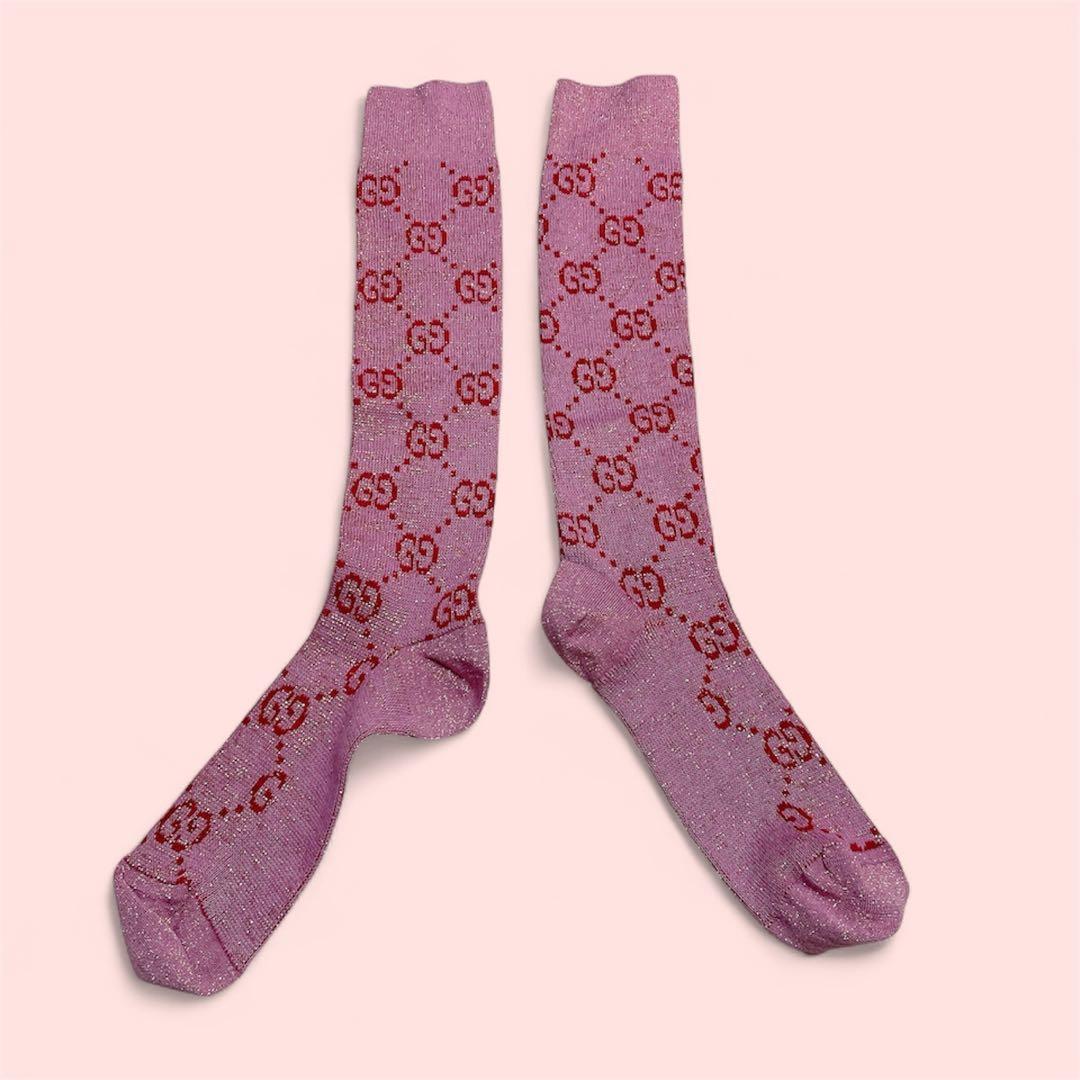 GUCCI GGロゴ ピンク ラメ ソックス