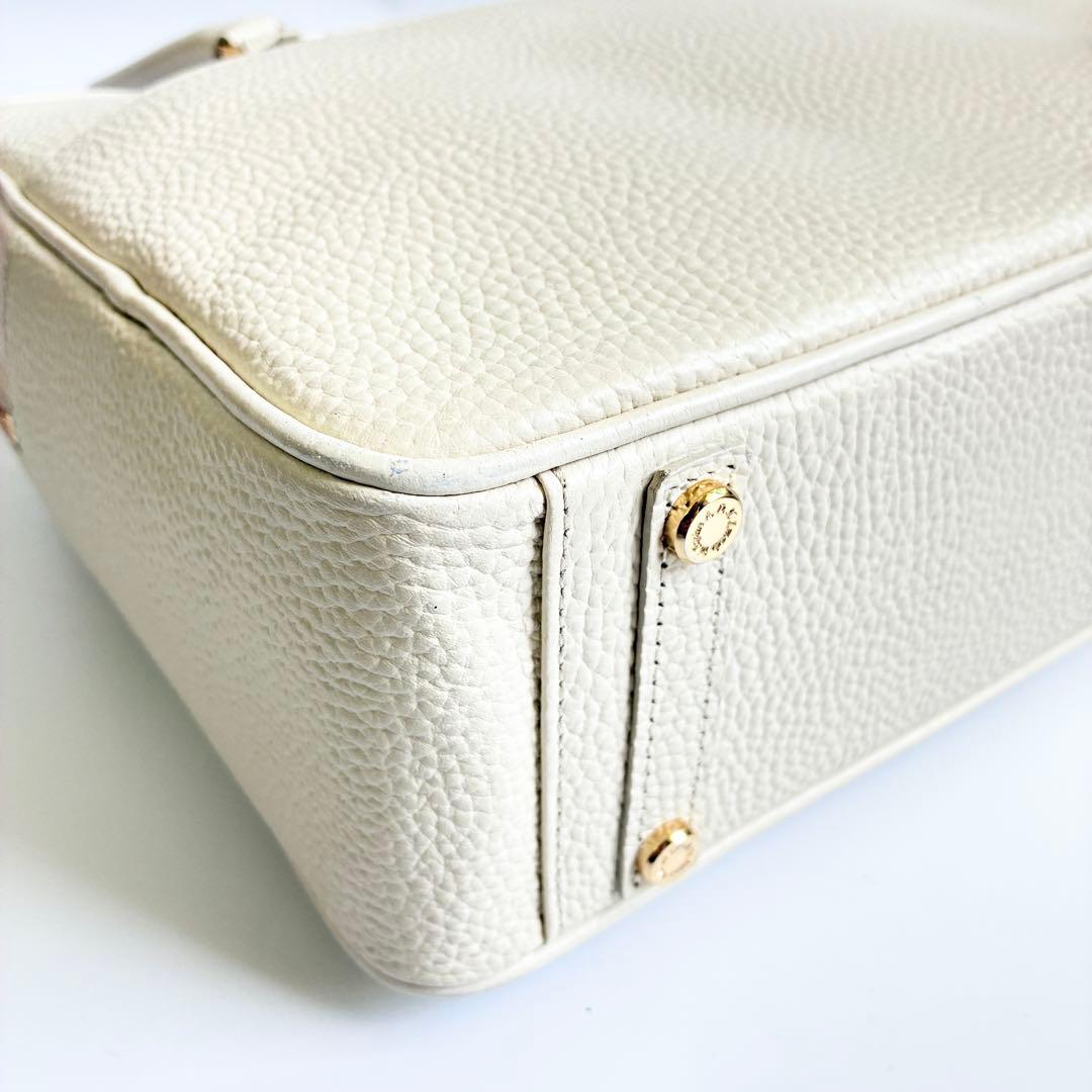 【美品】ADMJ　シボ革　ボストン トートバッグ　アイボリー　ゴールド金具