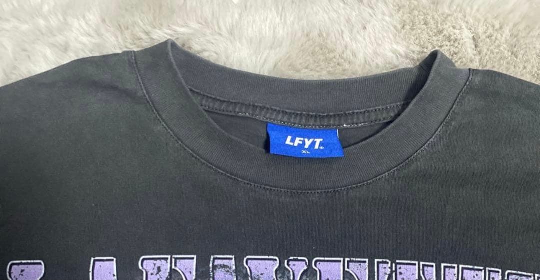 LFYT 刃牙グラフィックプリント Tシャツ ブラック