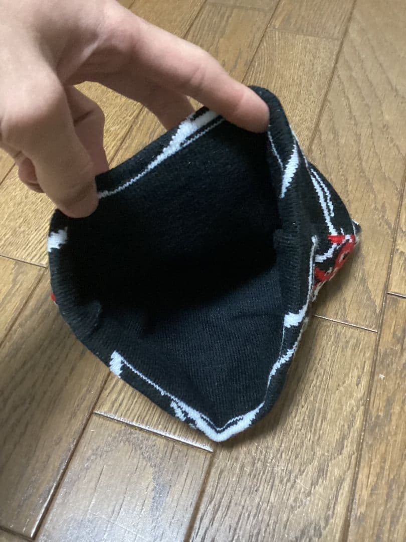 ※袋有　glo gang \" skull of venom \" beanie