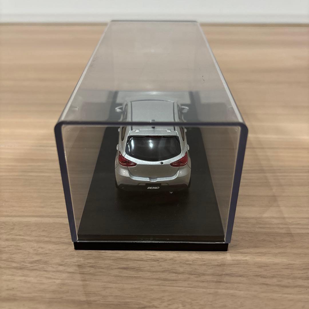 Mazda Demio ミニカー シルバー