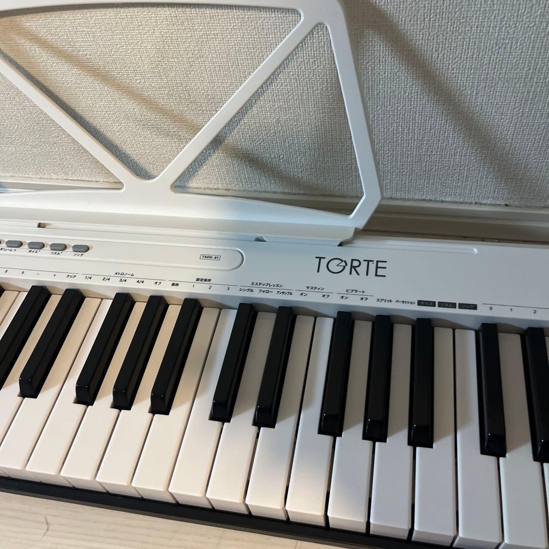 TORTE 電子ピアノ61鍵盤キーボード　録音機能付き　人気商品　最終値下げ