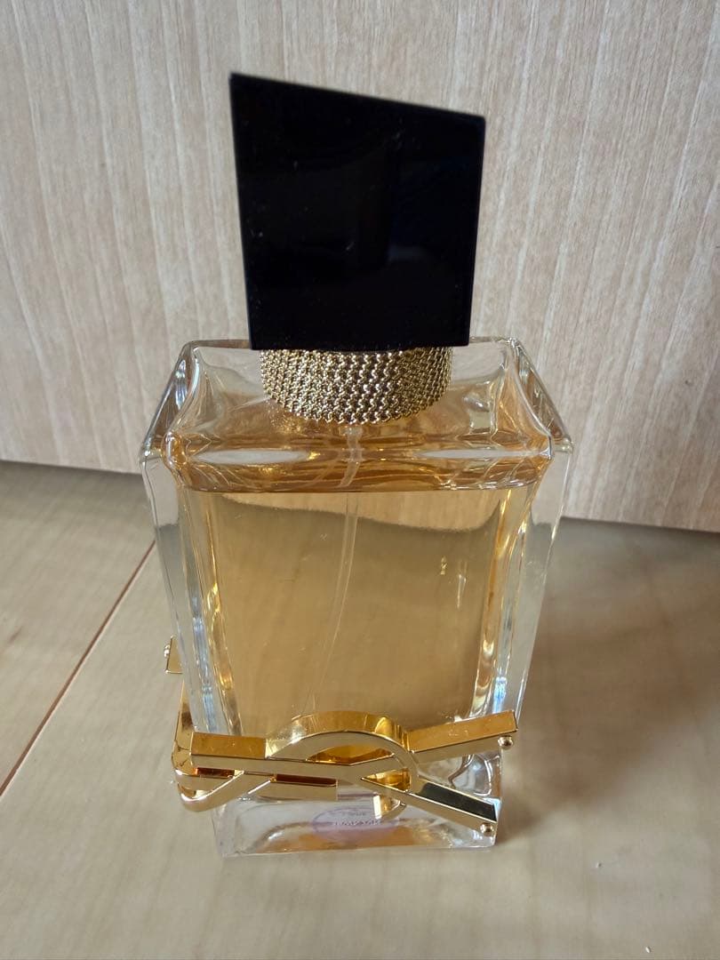【神龍高原　】イヴ・サンローラン　リブレ　オーデトワレ　50ml