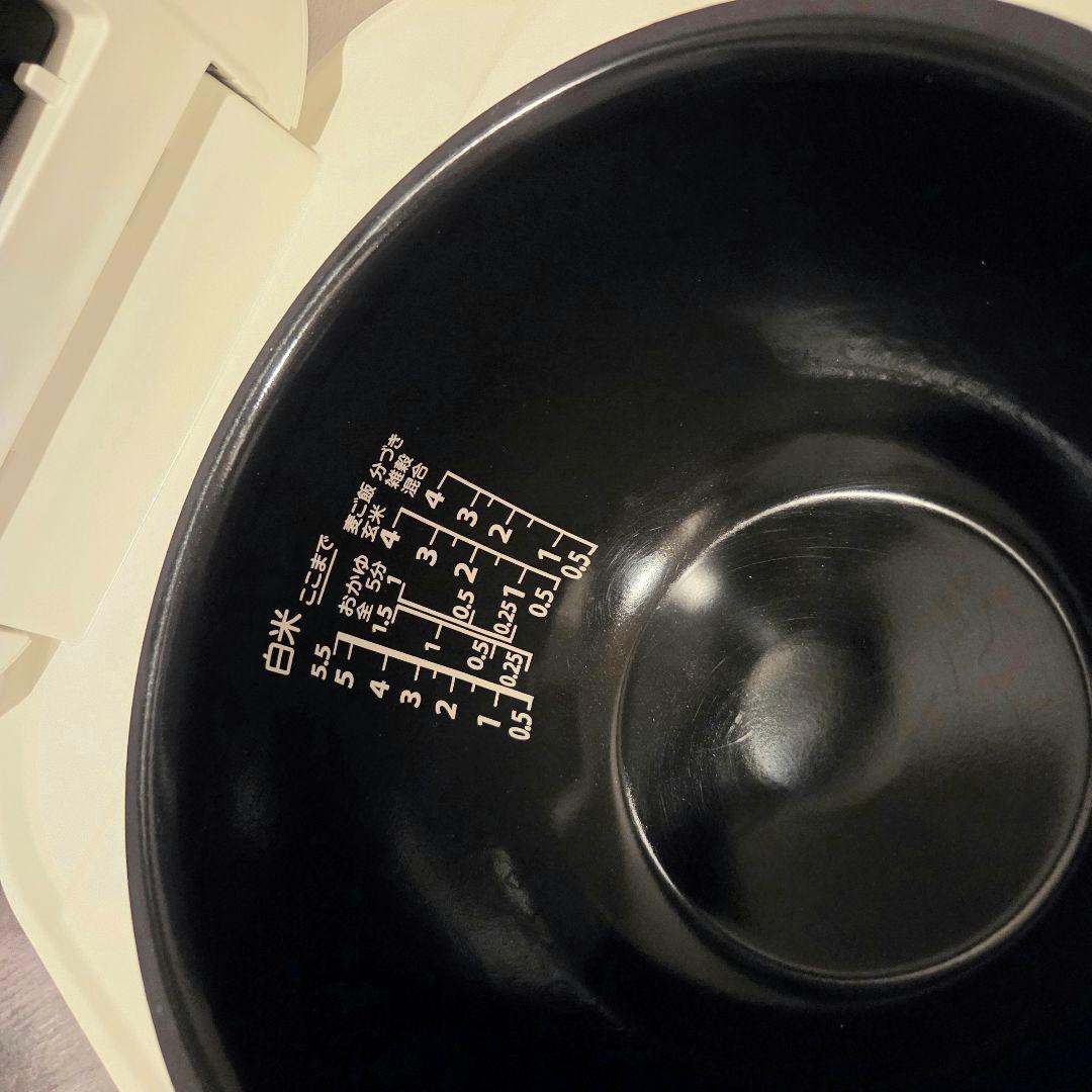 美品＊東芝 圧力IH 炊飯器 5.5合炊き RC-10FPW ミルキーホワイト