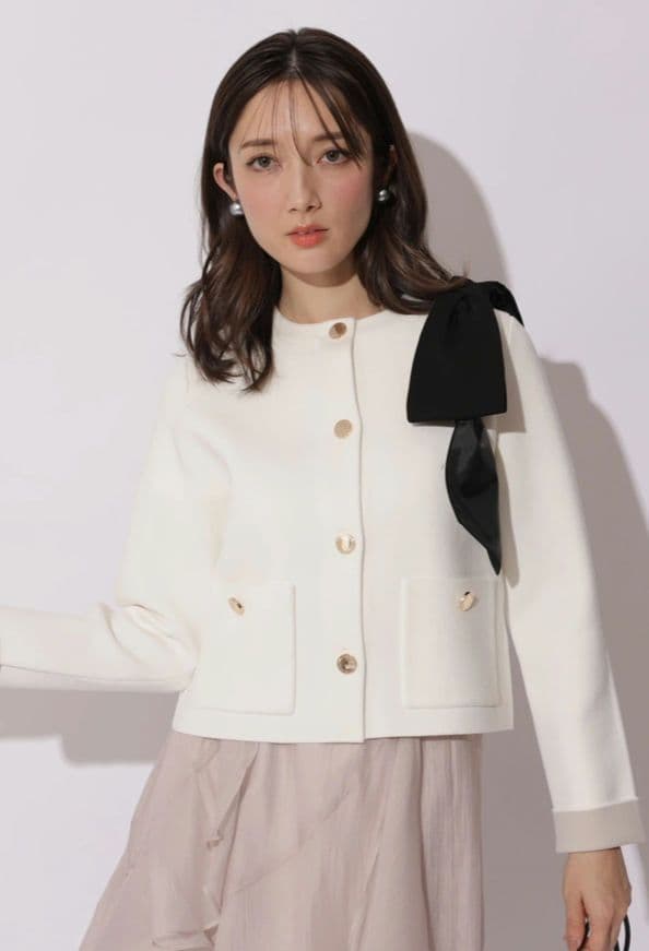 【新品】アプワイザーリッシェ　ショルダーリボンニットジャケット