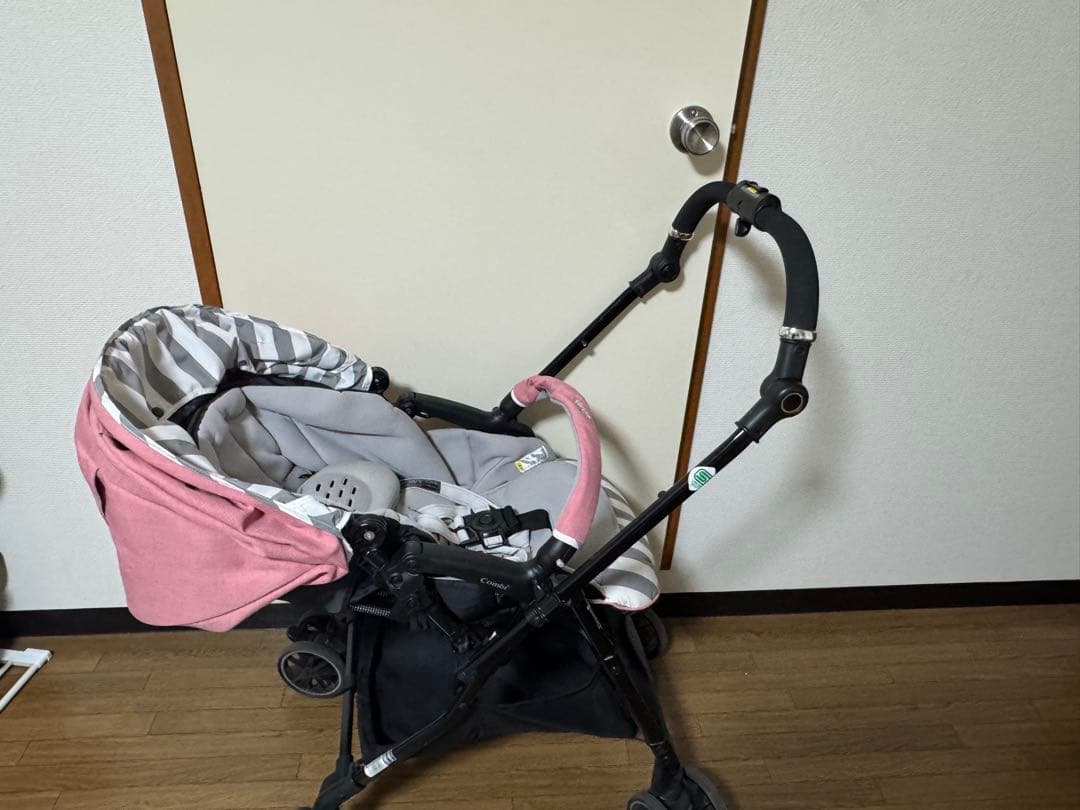 Combi ベビーカー グレー ピンク ストライプ3.18日迄値下げ