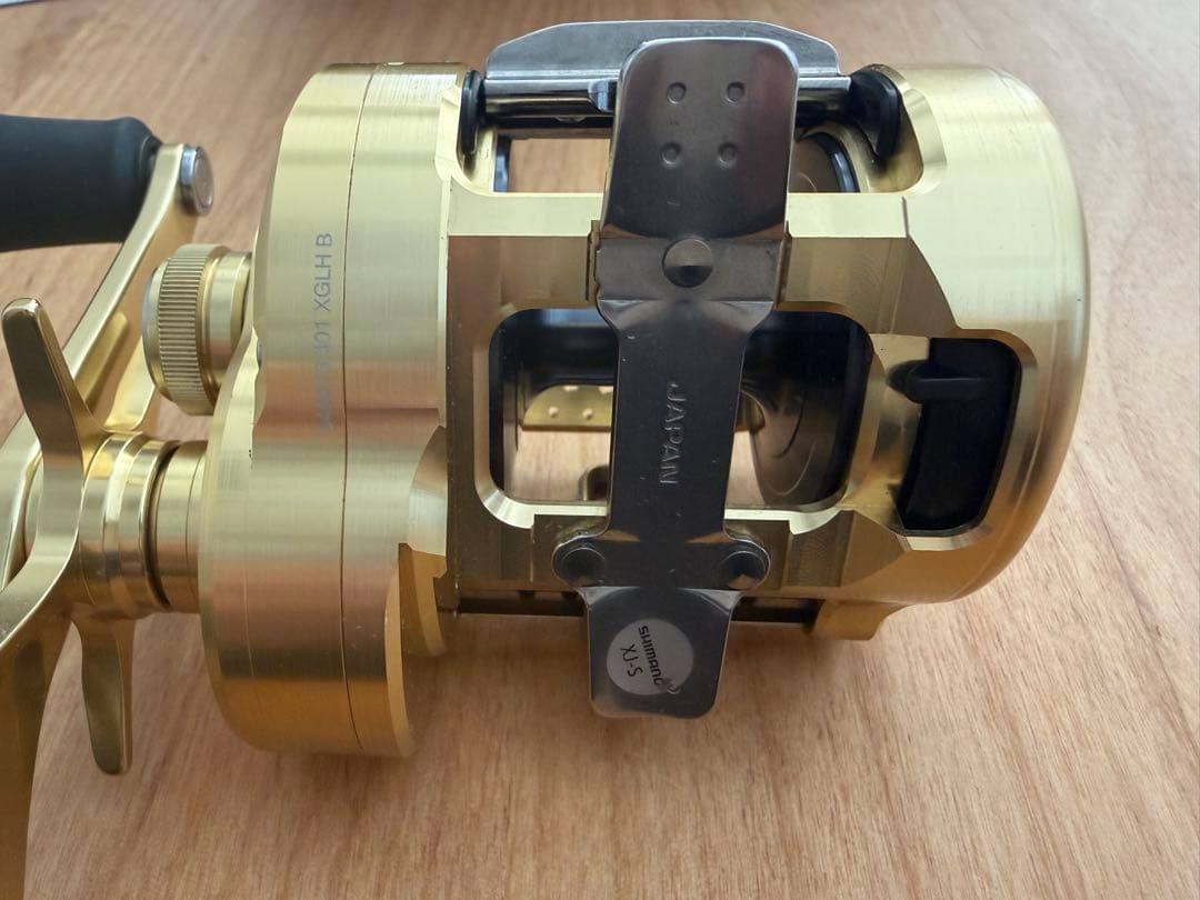SHIMANO カルカッタコンクエストMD 401XGLH