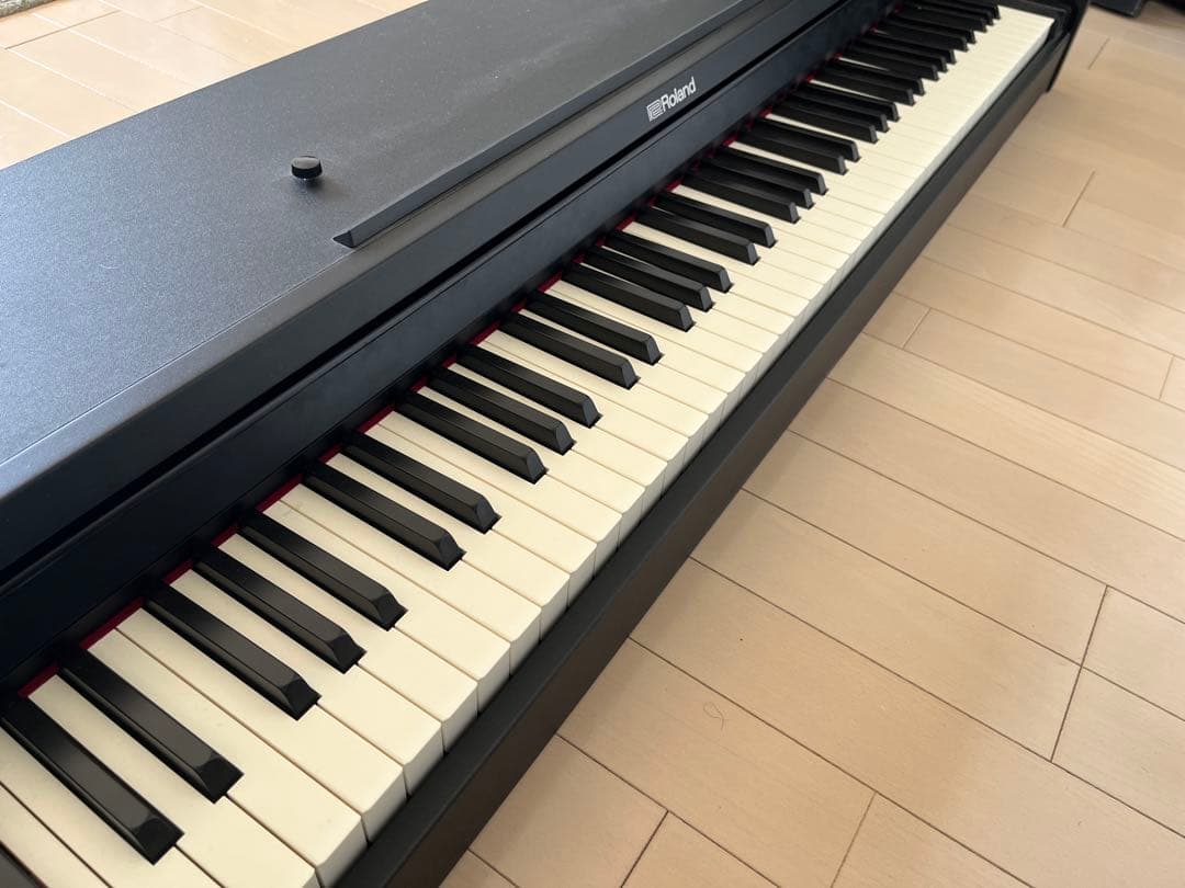 Roland Piano Digital RP102 [ブラック]※椅子別売り