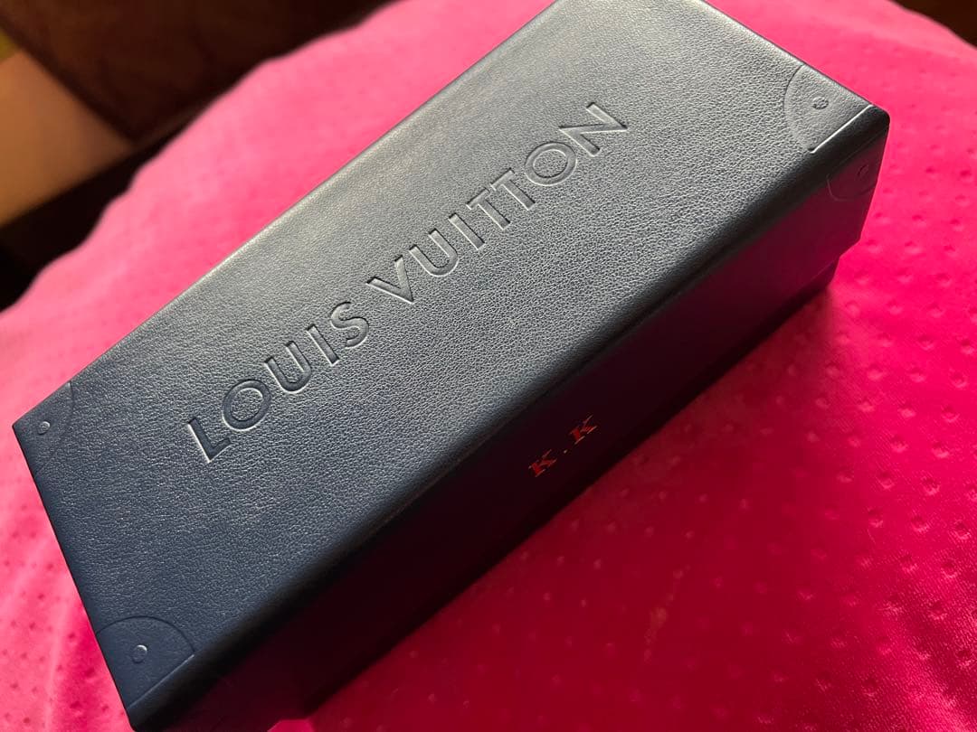 Louis Vuitton ブラック サングラス