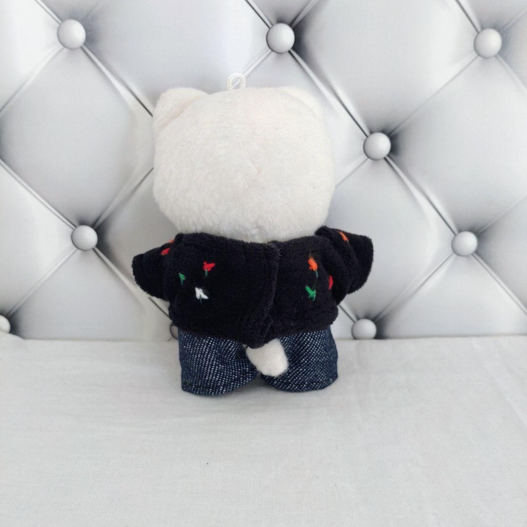 ハチワレさま　10センチサイズのぬいぐるみ服