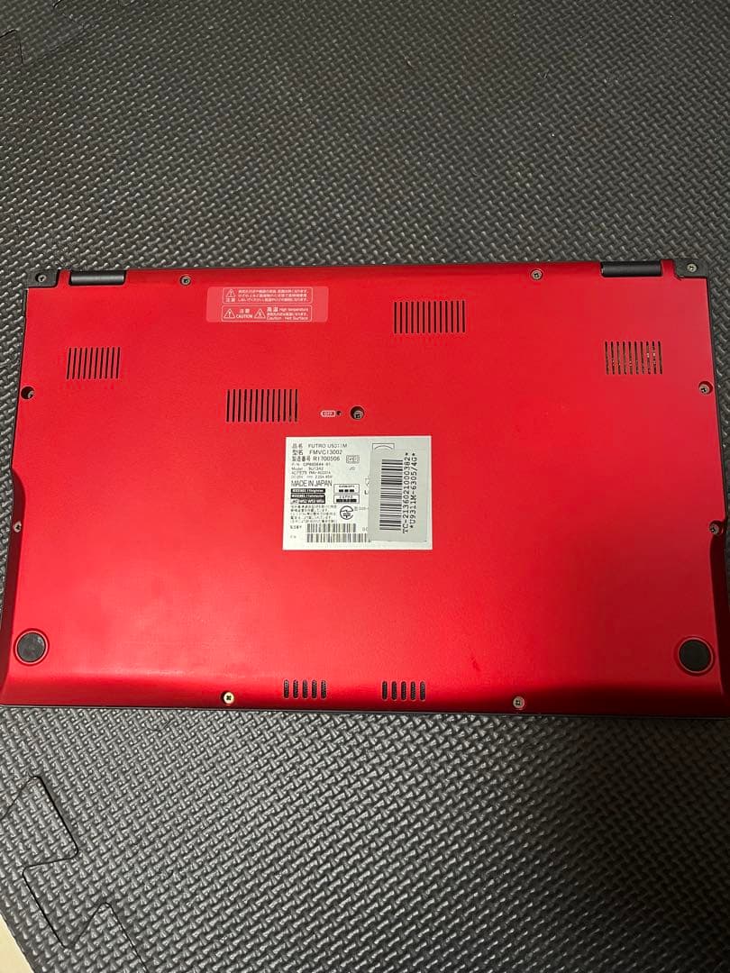 Fujitsu FUTRO U931/M レッドノートPC