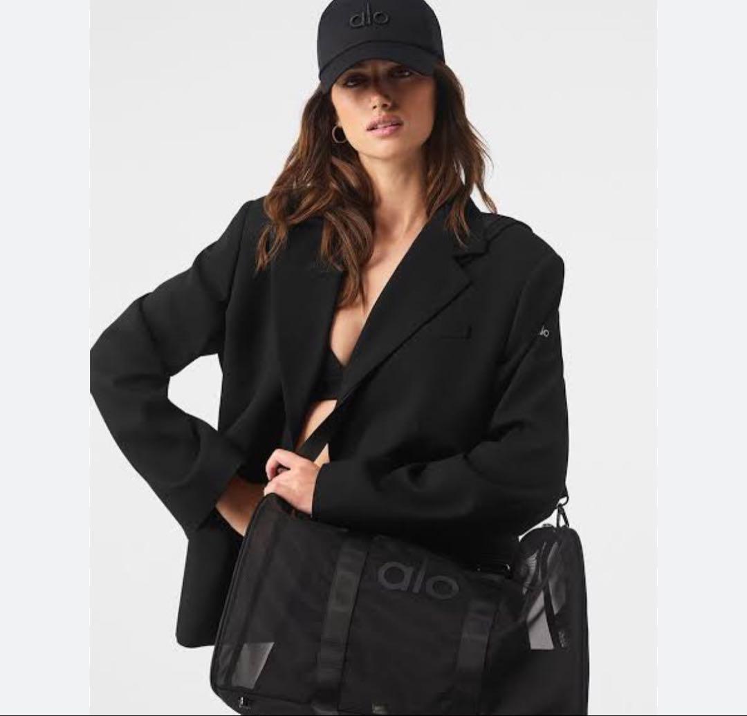 新品未使用aloyoga Sheer Duffle Bag黒　メッシュバッグ